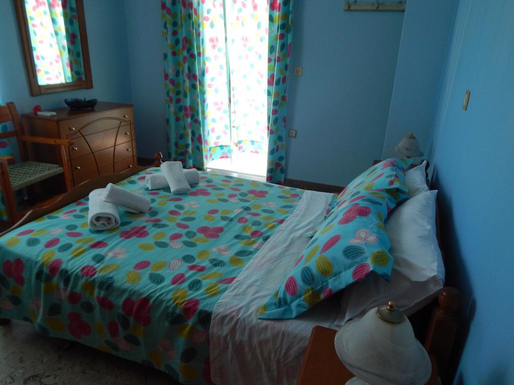 Cornelia Apartment Lákka Стая снимка