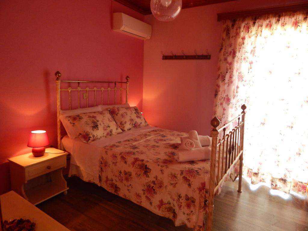 Cornelia Apartment Lákka Стая снимка
