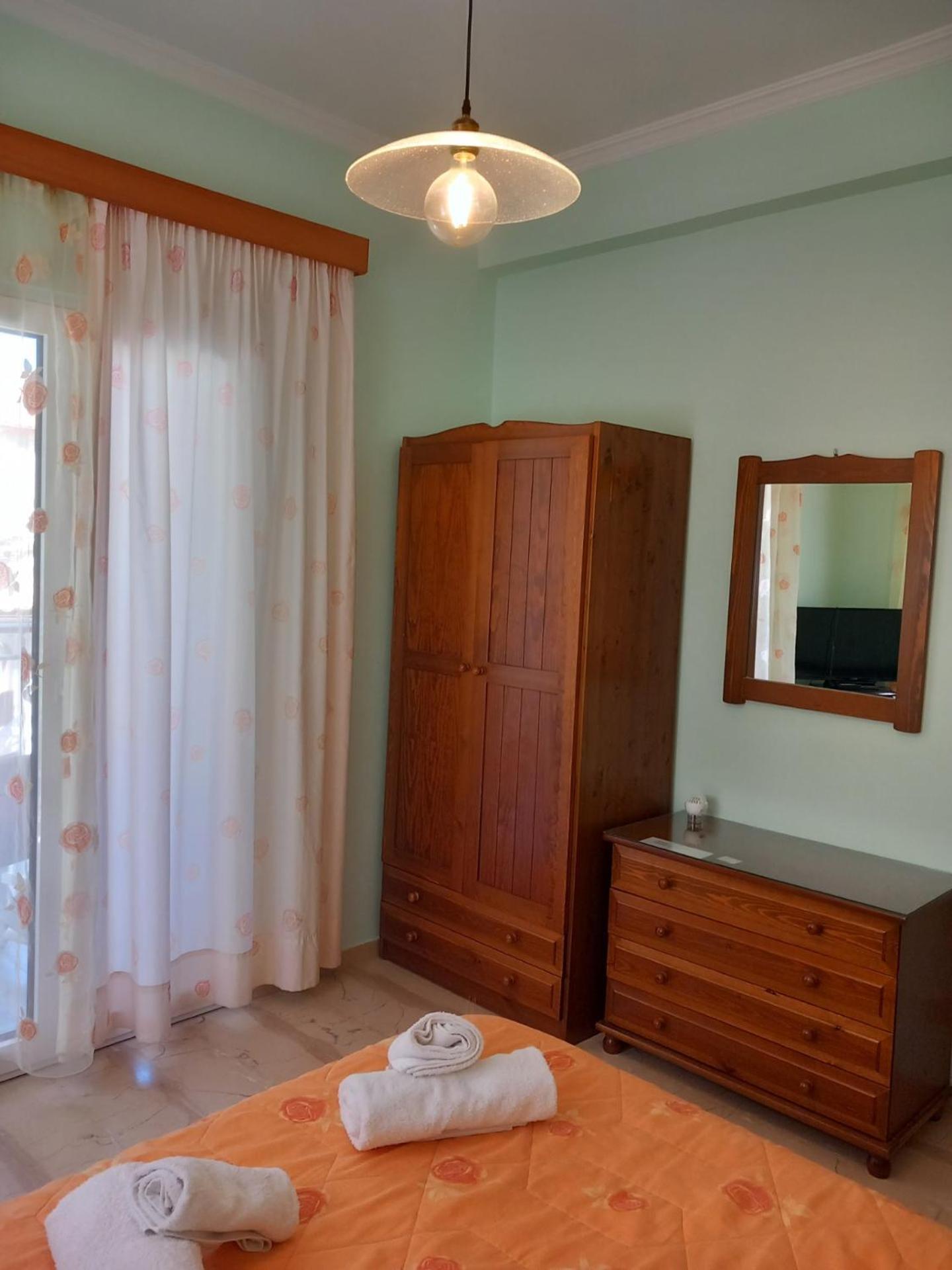 Cornelia Apartment Lákka Екстериор снимка