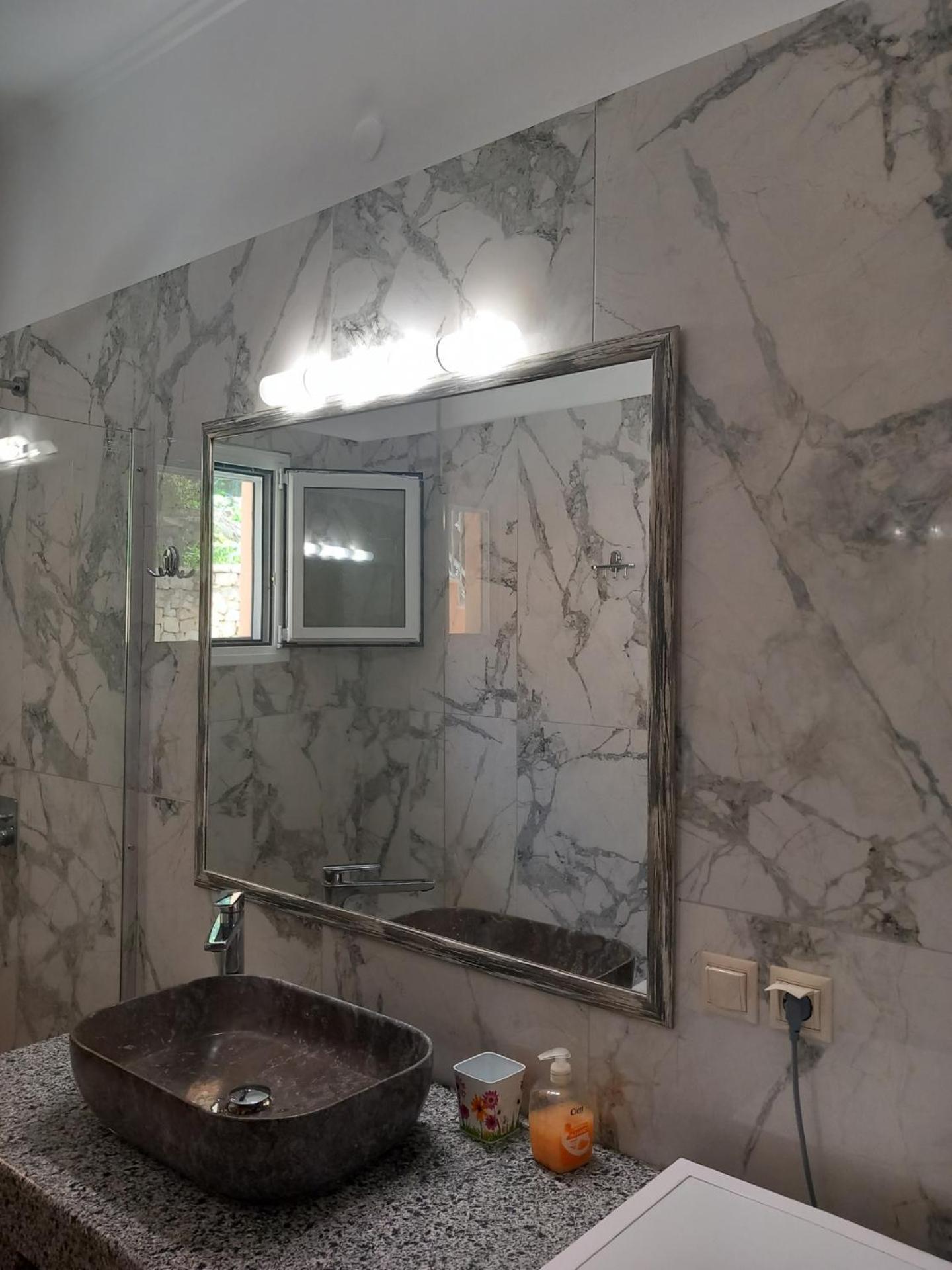 Cornelia Apartment Lákka Екстериор снимка