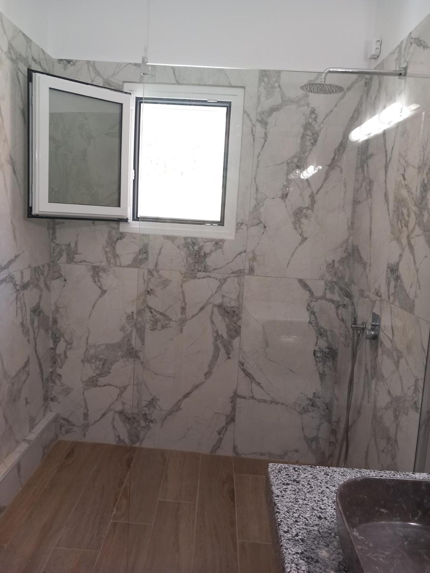 Cornelia Apartment Lákka Екстериор снимка