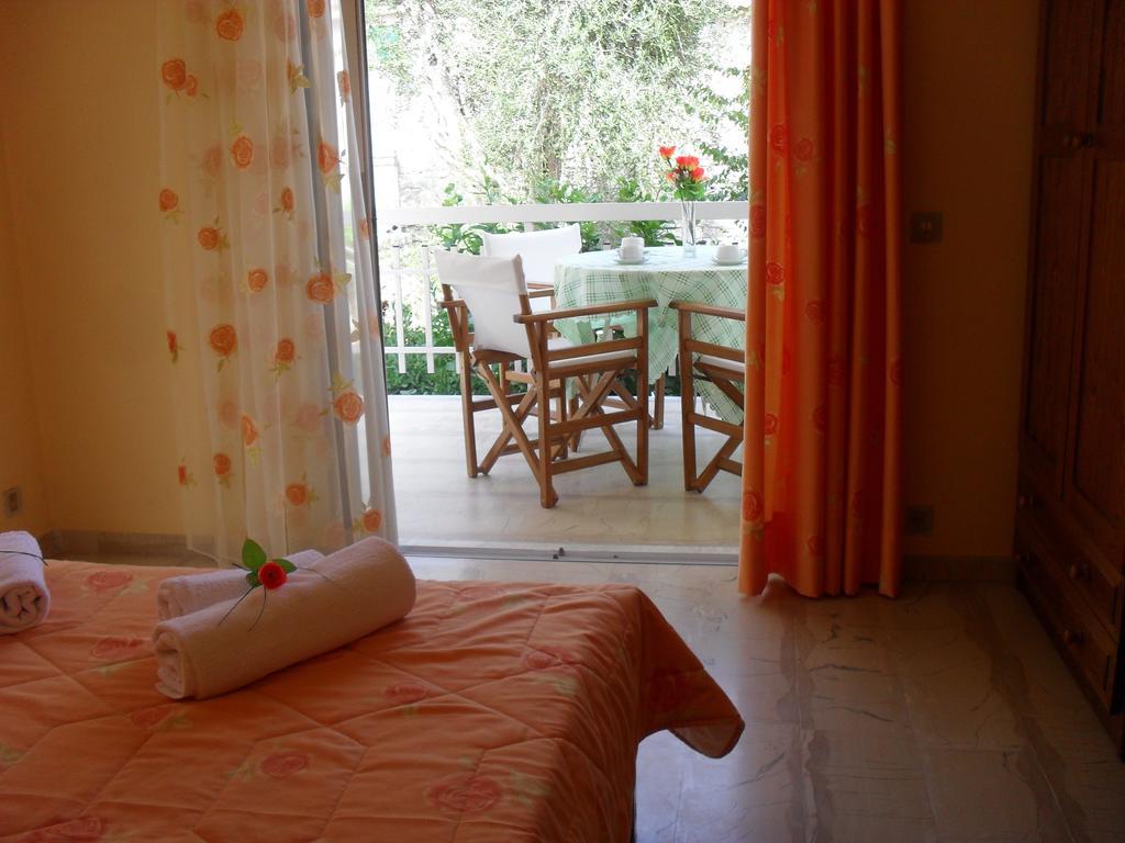 Cornelia Apartment Lákka Стая снимка
