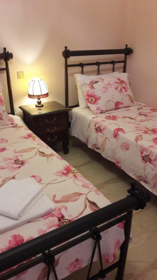 Cornelia Apartment Lákka Екстериор снимка